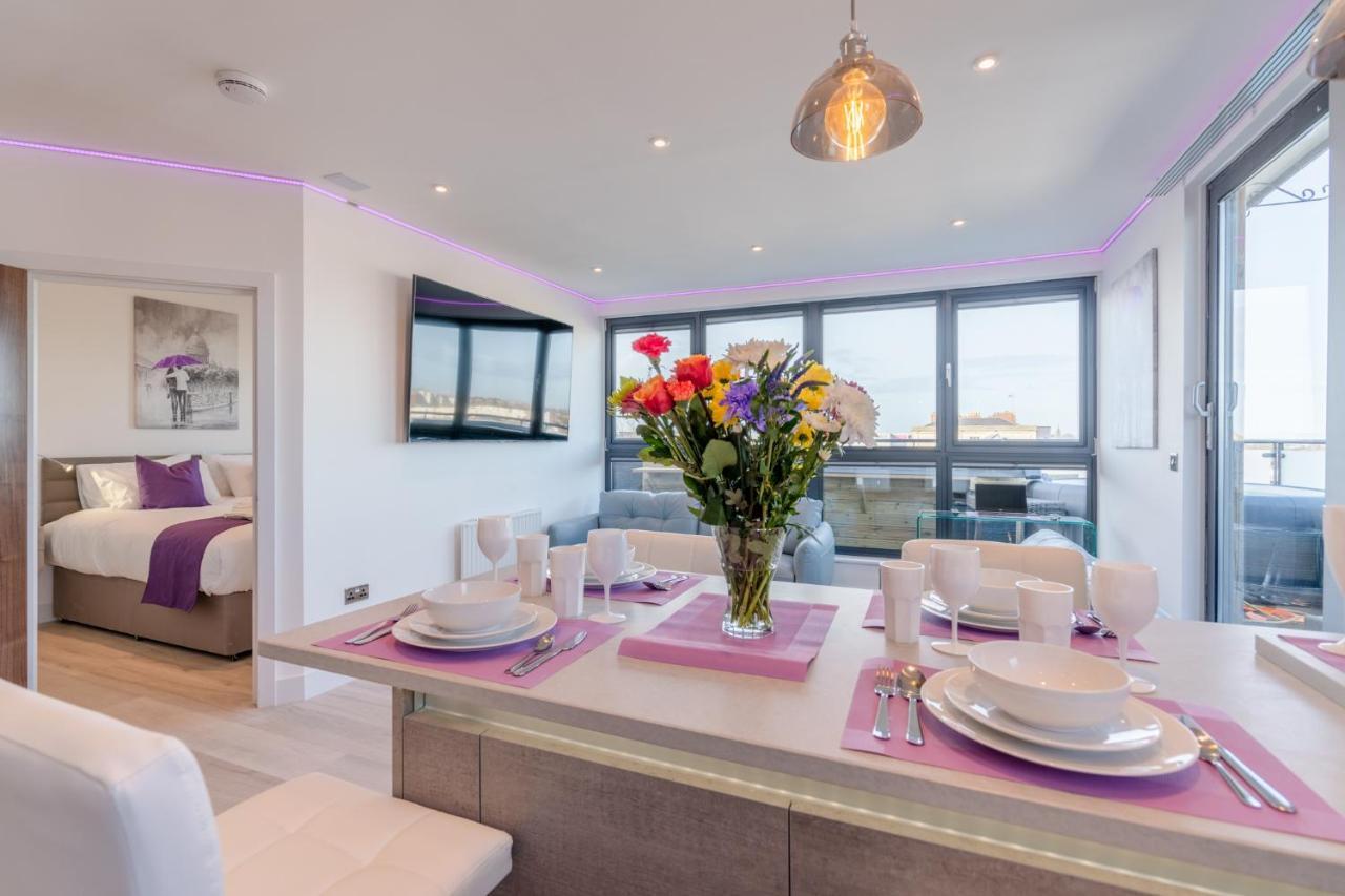 Central Penthouse With Hot Tub & Views 22 첼튼엄 외부 사진
